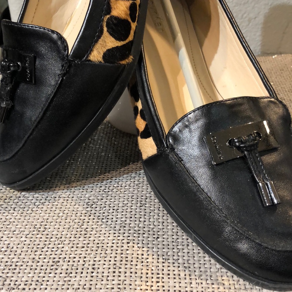 Calvin Klein leather/leopard loafers